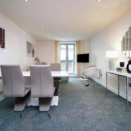 Holiday home 408 Marsh House By Mia Living Stylish Centre 2 Bedroom With Free Parking