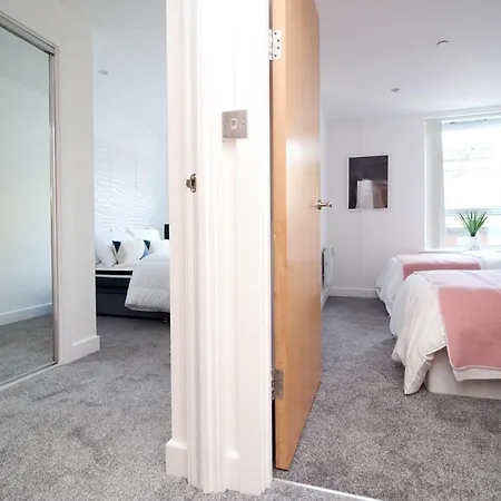 408 Marsh House By Mia Living Stylish Centre 2 Bedroom With Free Parking Bristol